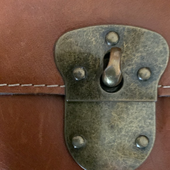 Handbag - Picture 6 of 7